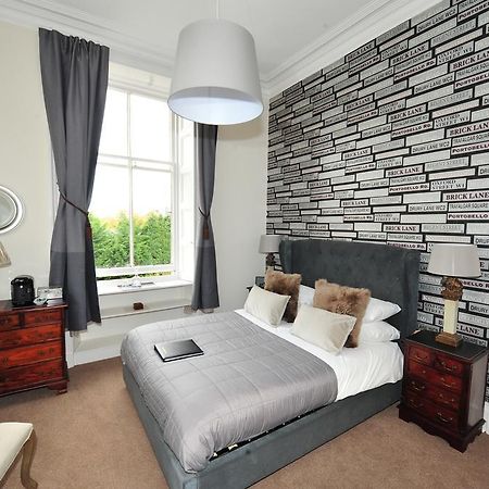 Edinburgh Sixteen Room photo