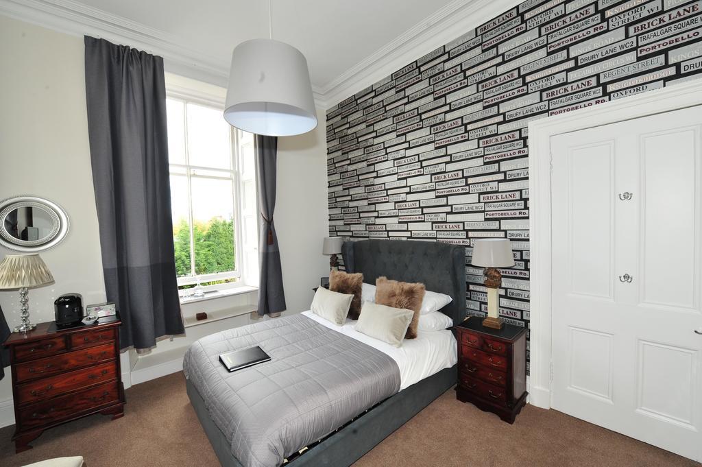 Edinburgh Sixteen Room photo